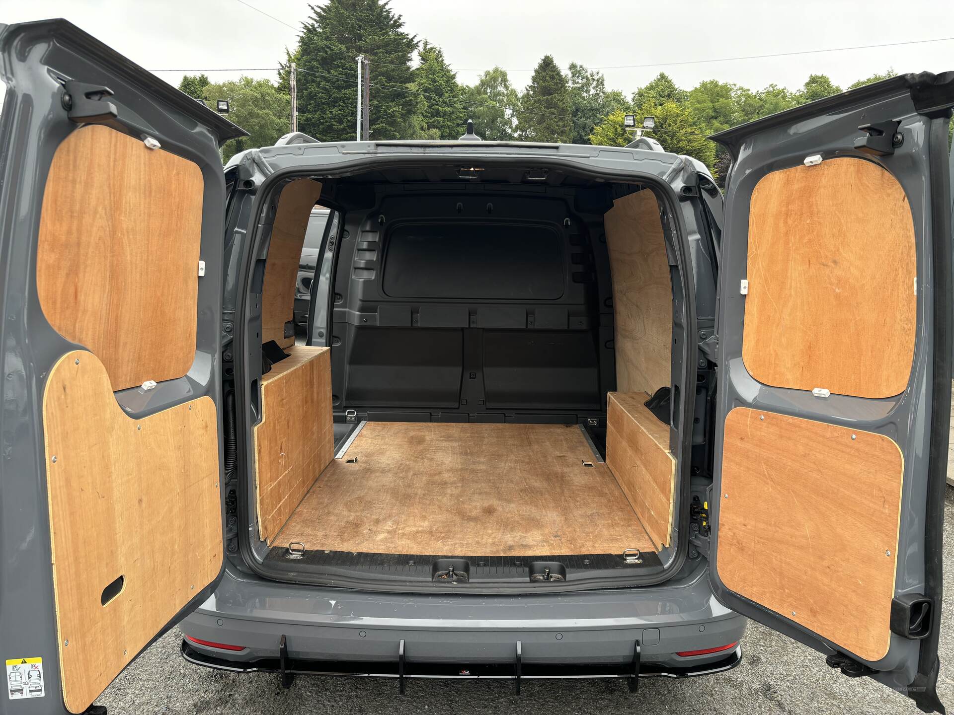 Volkswagen Caddy CARGO C20 DIESEL in Down