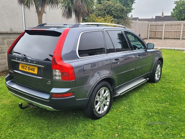 Volvo XC90 2.4 D5 SE Lux 5dr Geartronic in Antrim