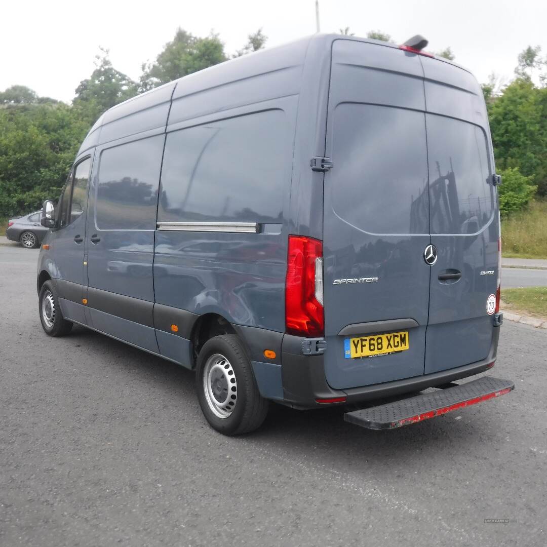 Mercedes Sprinter Sprinter mwb high roof panel van . in Down