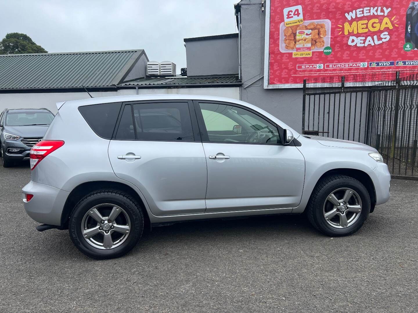 Toyota RAV4 DIESEL ESTATE in Antrim