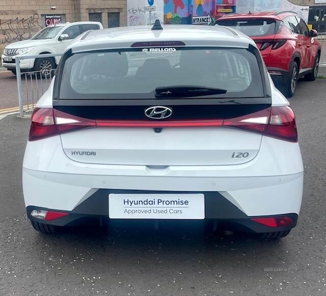 Hyundai i20 HATCHBACK in Down