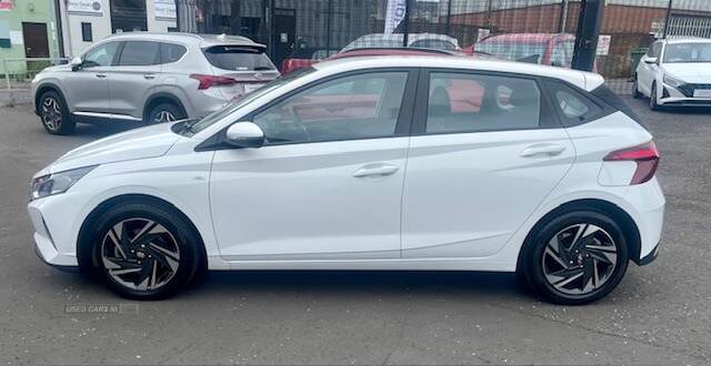 Hyundai i20 HATCHBACK in Down