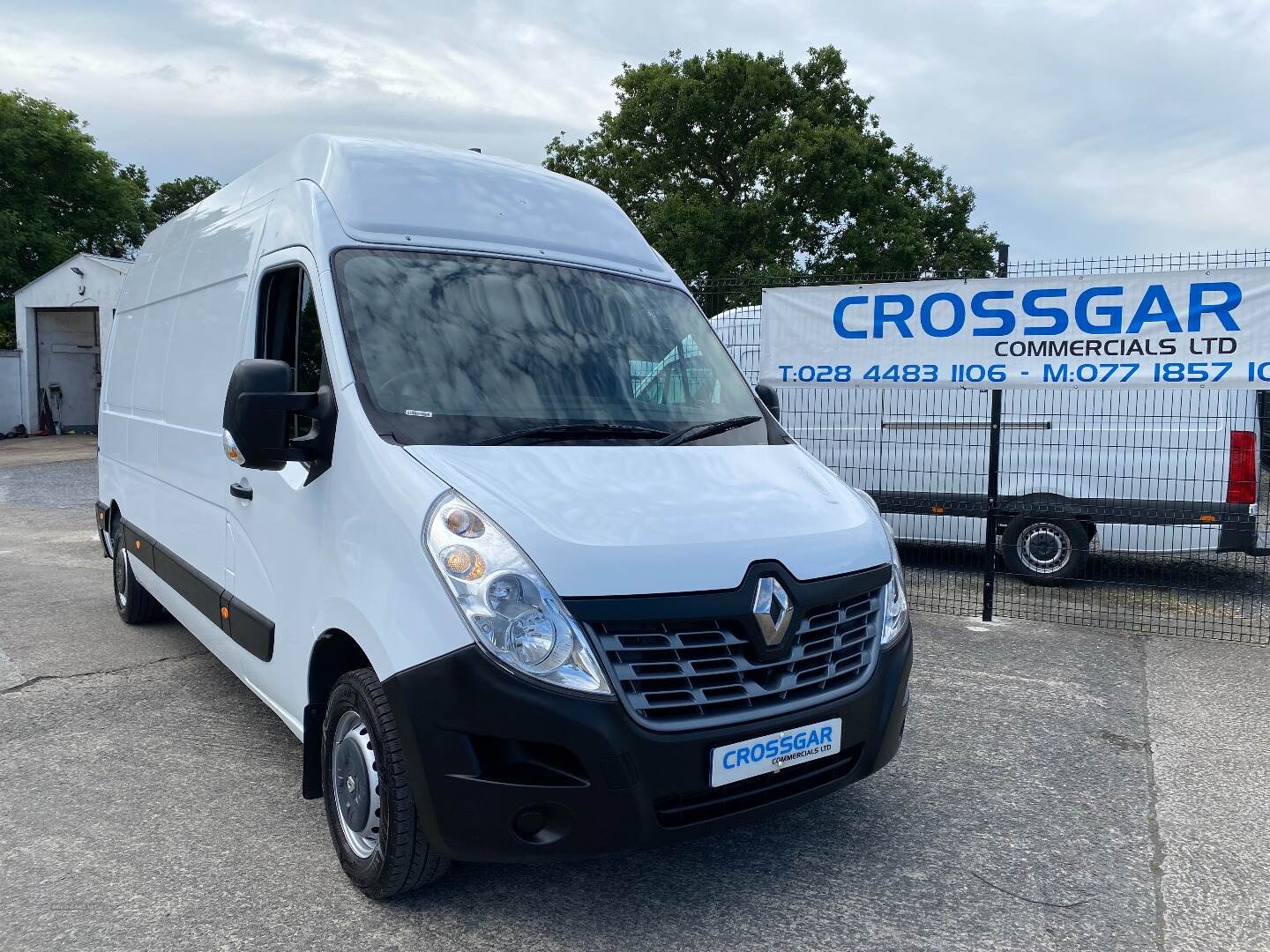 Renault Master LWB DIESEL FWD in Down