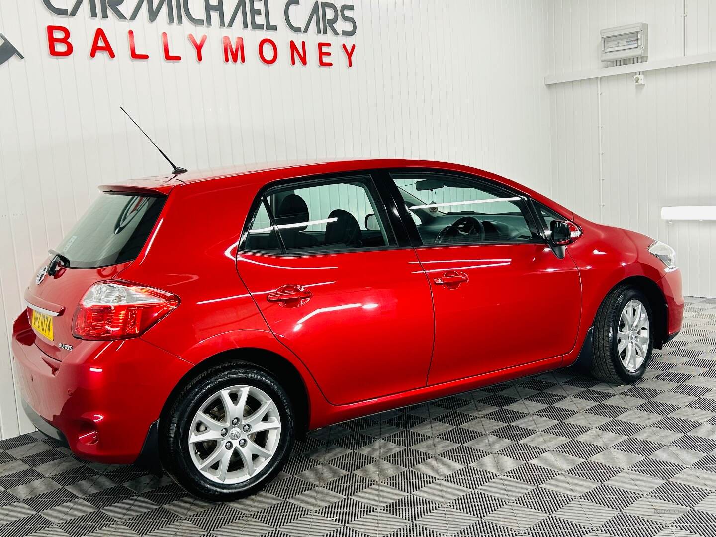 Toyota Auris HATCHBACK in Antrim