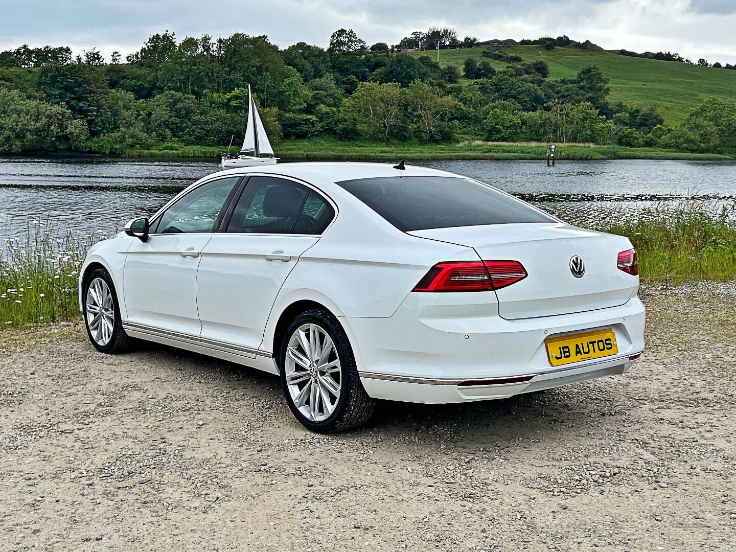 Volkswagen Passat DIESEL SALOON in Derry / Londonderry