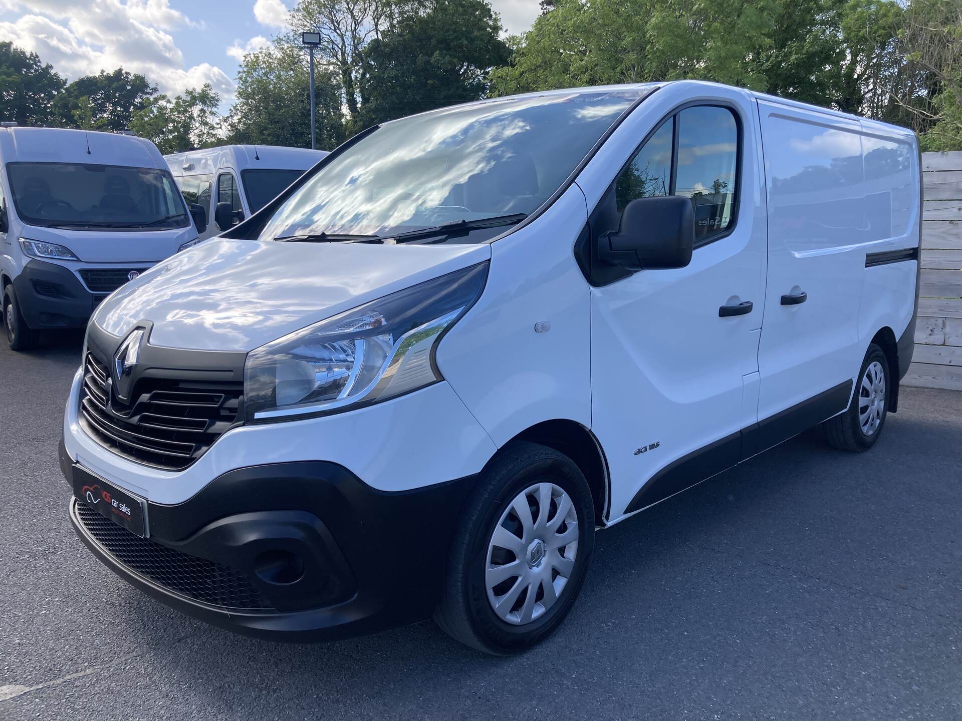 Renault Trafic SWB DIESEL in Down