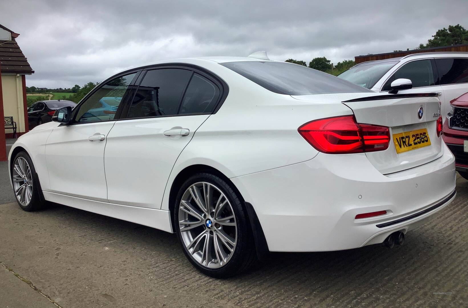 BMW 3 Series DIESEL SALOON in Derry / Londonderry