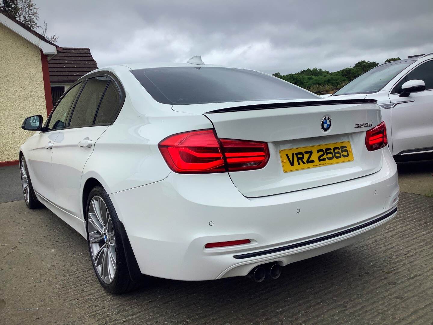 BMW 3 Series DIESEL SALOON in Derry / Londonderry