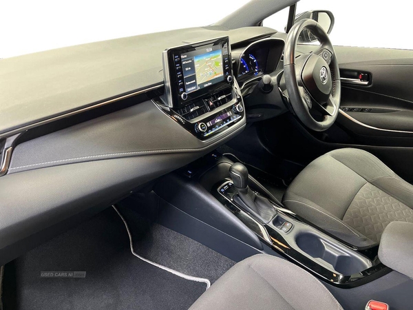 Toyota Corolla 2.0 Vvt-I Hybrid Design 5Dr Cvt in Antrim