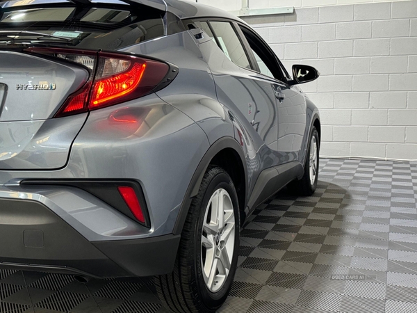 Toyota C-HR 1.8 VVT-h Icon CVT Euro 6 (s/s) 5dr in Derry / Londonderry