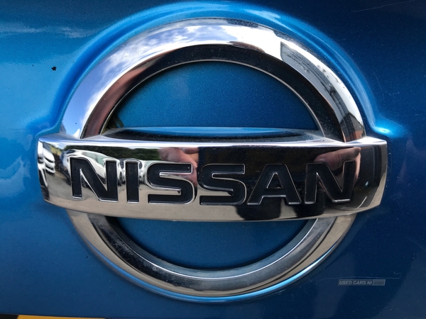 Nissan Qashqai DIG-T N-CONNECTA in Down