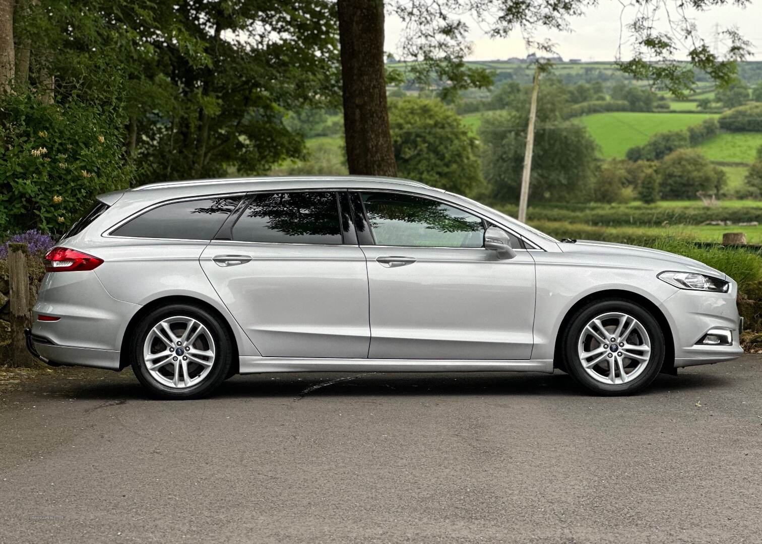 Ford Mondeo DIESEL ESTATE in Antrim