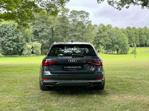 Audi A4 AVANT in Armagh