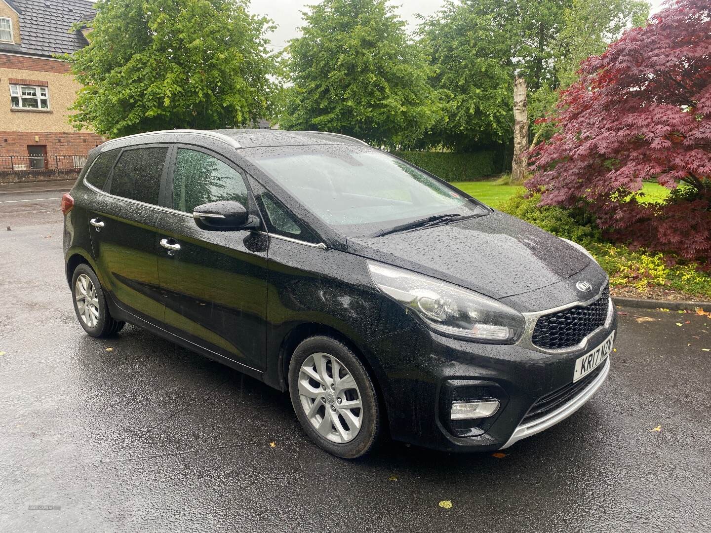 Kia Carens DIESEL ESTATE in Tyrone