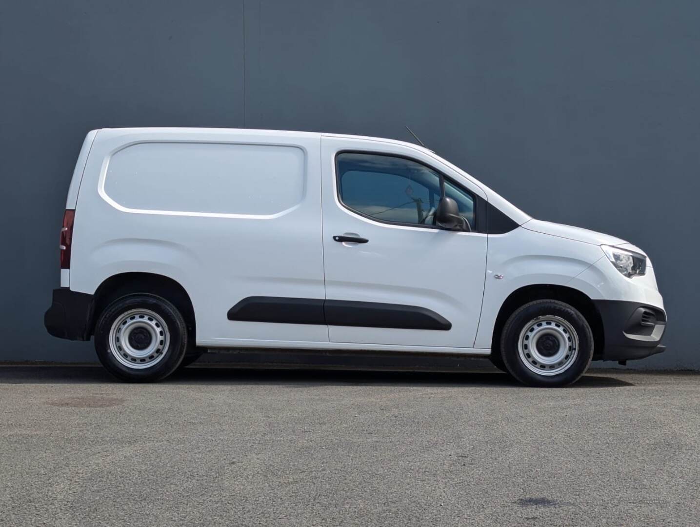 Vauxhall Combo CARGO L1 DIESEL in Tyrone