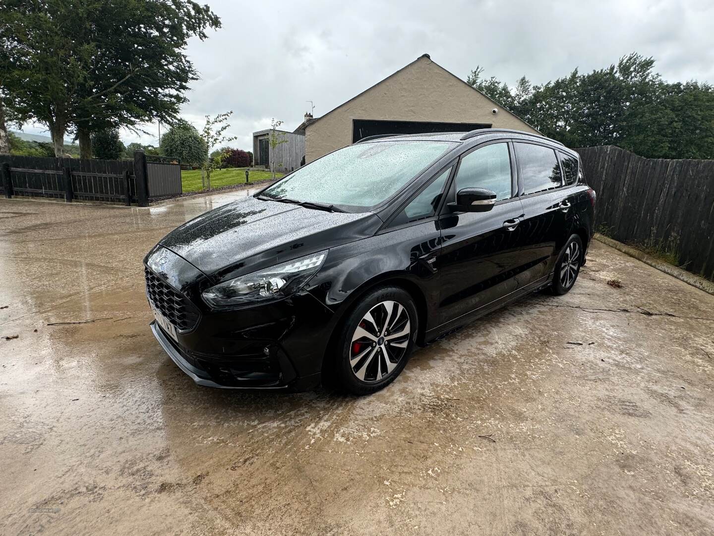 Ford S-Max DIESEL ESTATE in Tyrone