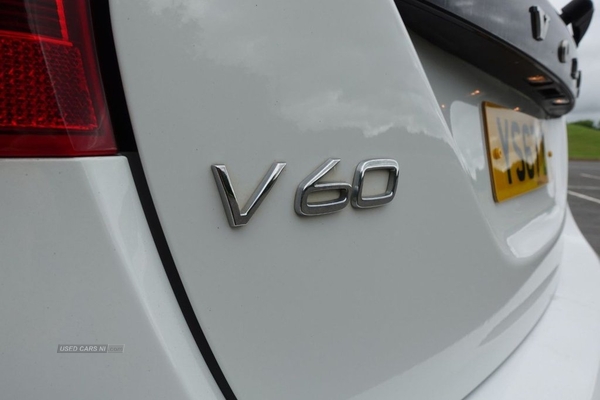 Volvo V60 2.0 D4 R-DESIGN NAV 5d 188 BHP FULL SERVICE HISTORY 6 STAMPS in Antrim