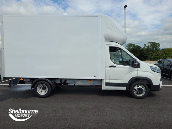 Maxus Deliver 9 2.0 D20 150 DRW Chassis Cab in Down