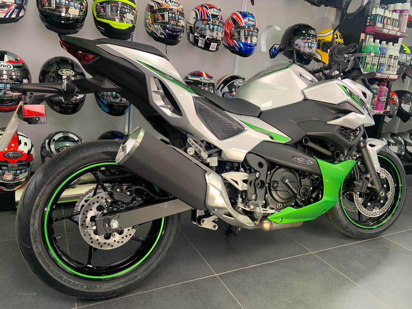 2024 Kawasaki Z Series 2024 KAWASAKI Z7 HYBRID SAVE £5591