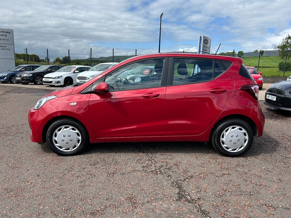 Hyundai i10 HATCHBACK in Antrim