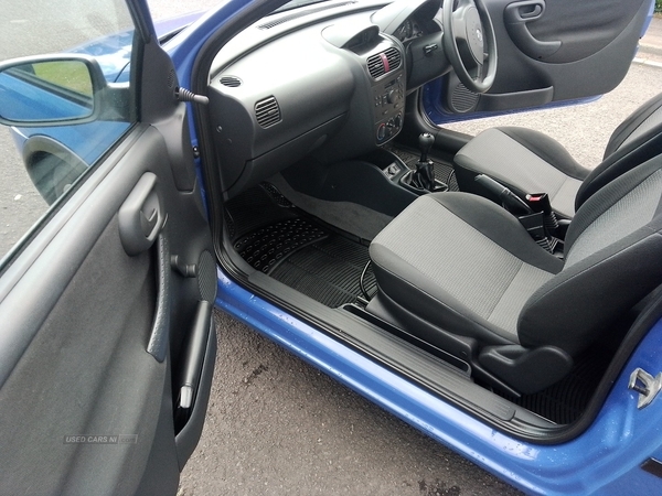 Vauxhall Corsa 1.0i 12V Expression 3dr in Antrim