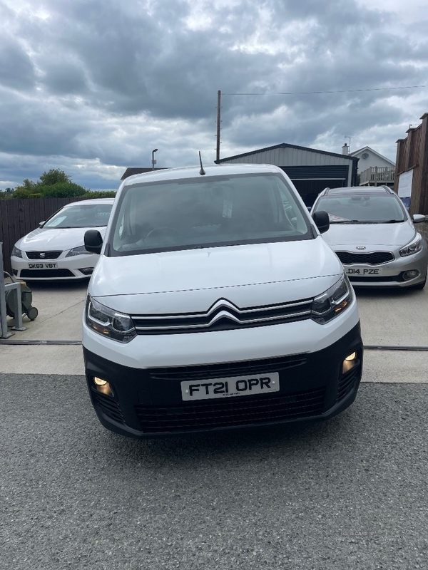 Citroen Berlingo M DIESEL in Down