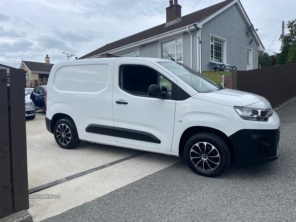 Citroen Berlingo M DIESEL in Down