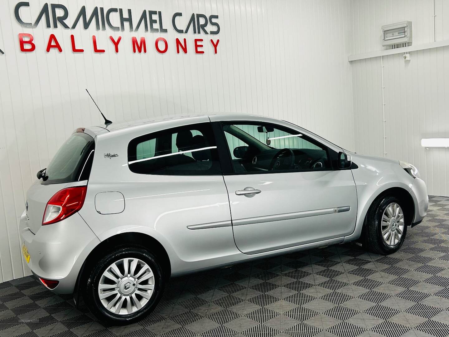 Renault Clio HATCHBACK SPECIAL EDITIONS in Antrim