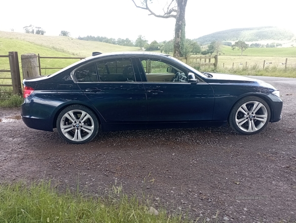 BMW 3 Series 330d Luxury 4dr Step Auto in Tyrone