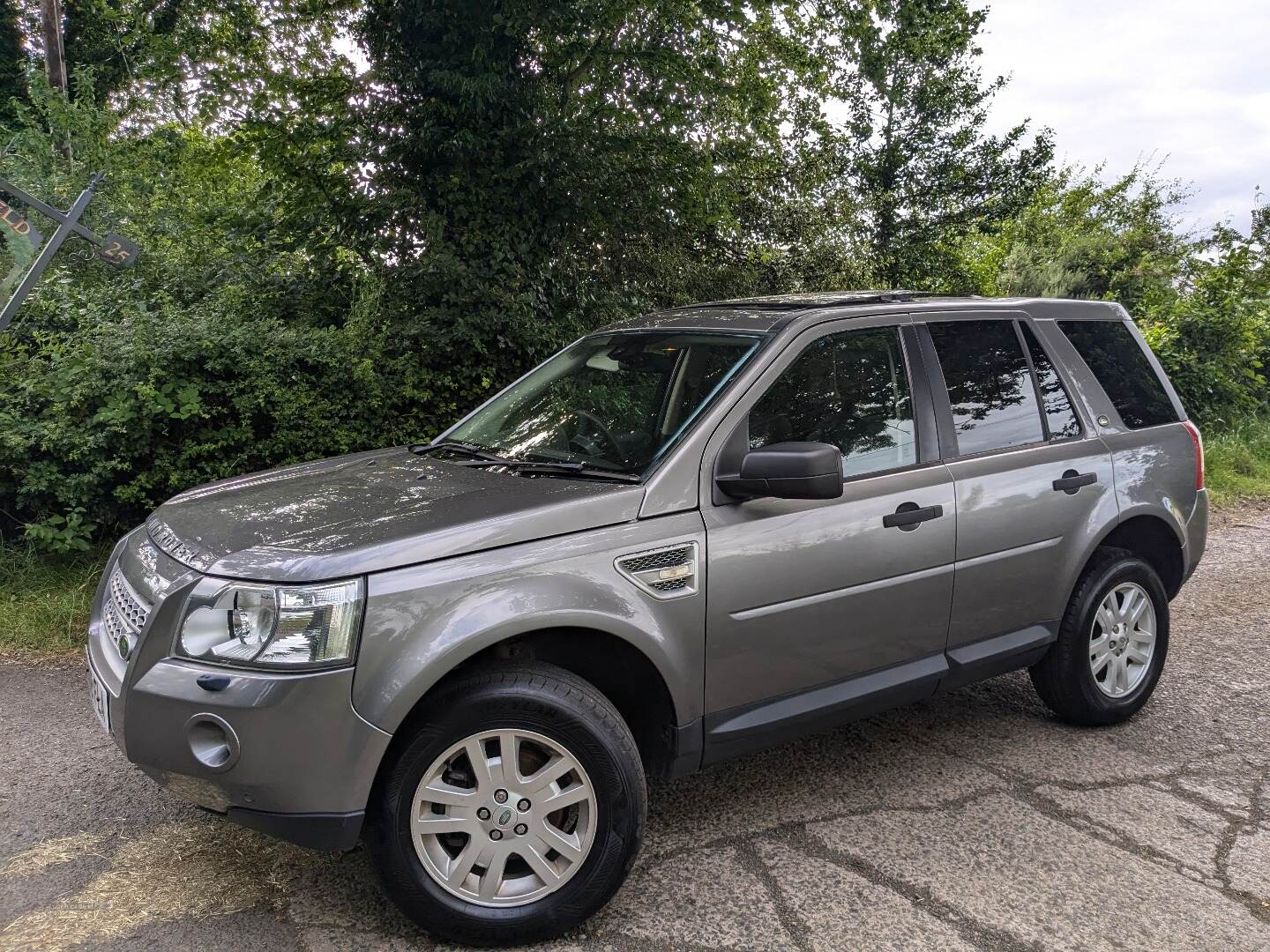 Land Rover Freelander DIESEL SW in Antrim