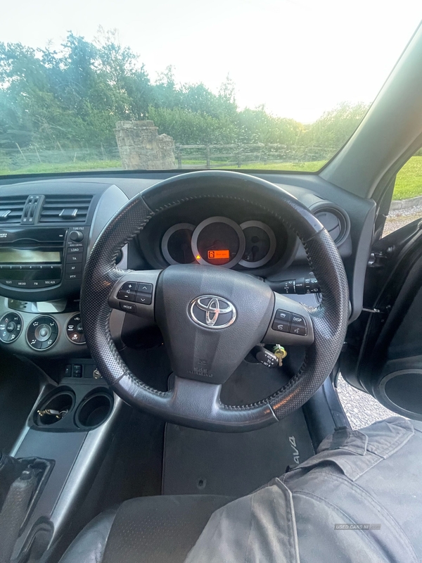 Toyota RAV4 2.2 D-4D XT-R 5dr in Fermanagh