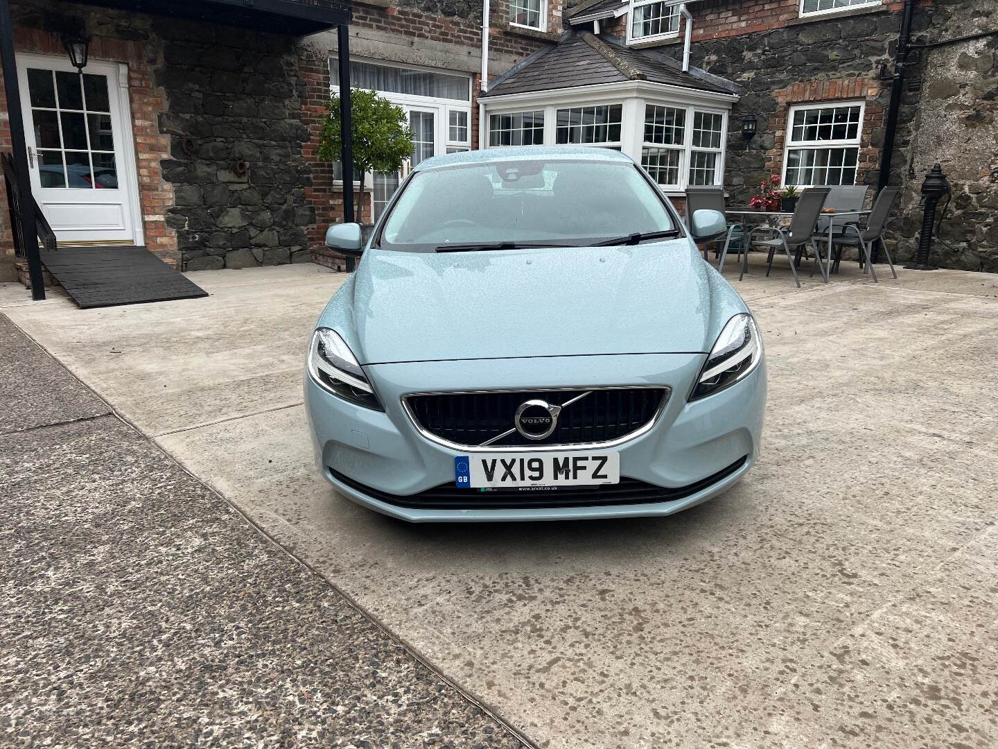 Volvo V40 DIESEL HATCHBACK in Antrim