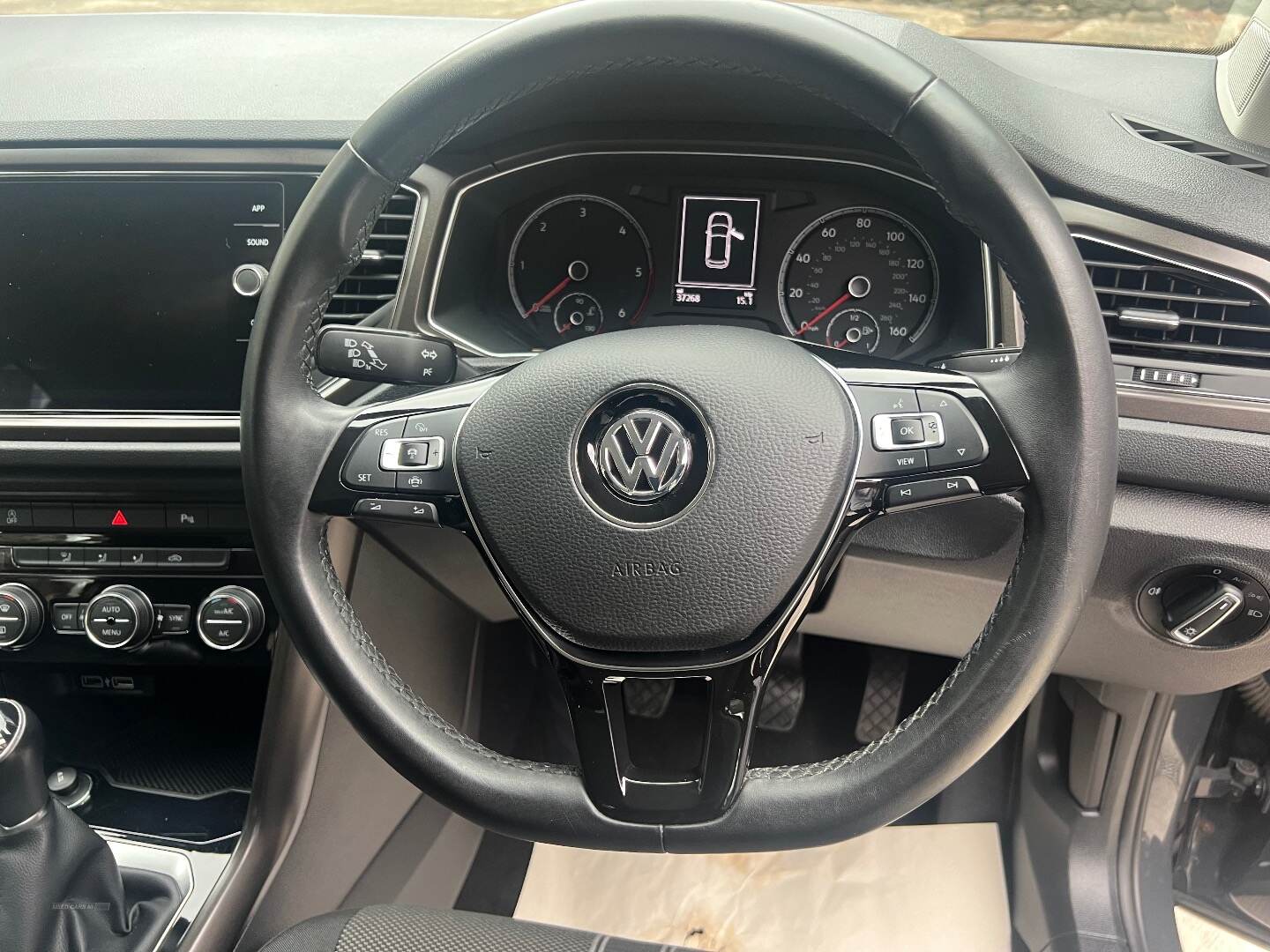 Volkswagen T-Roc DIESEL HATCHBACK in Antrim