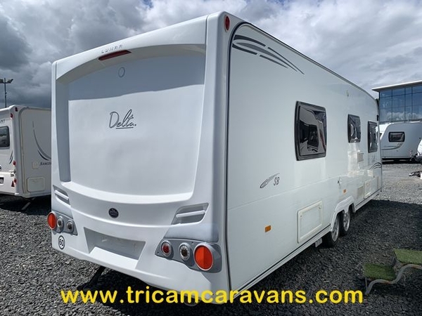 Lunar Delta SB, Twin Axle, Twin Fixed Beds in Down