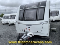 Compass Kensington 550/4, 1 Owner, Fixed Island Bed in Down