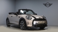 MINI Convertible 1.5 Cooper Exclusive Convertible 2dr Petrol Steptronic Euro 6 (s/s) (136 ps) in City of Edinburgh