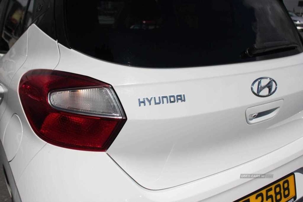 Hyundai i10 1.0 MPi Premium 5dr in Down