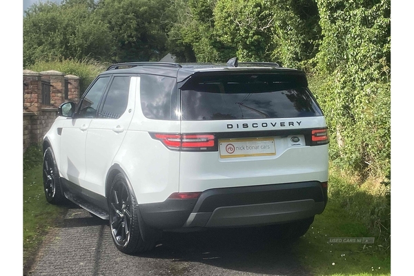 Land Rover Discovery SD V6 HSE in Antrim