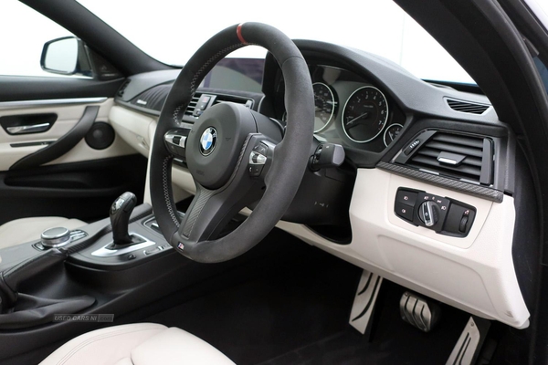 BMW 4 Series 440i M Sport 2dr Auto [Professional Media] in Antrim