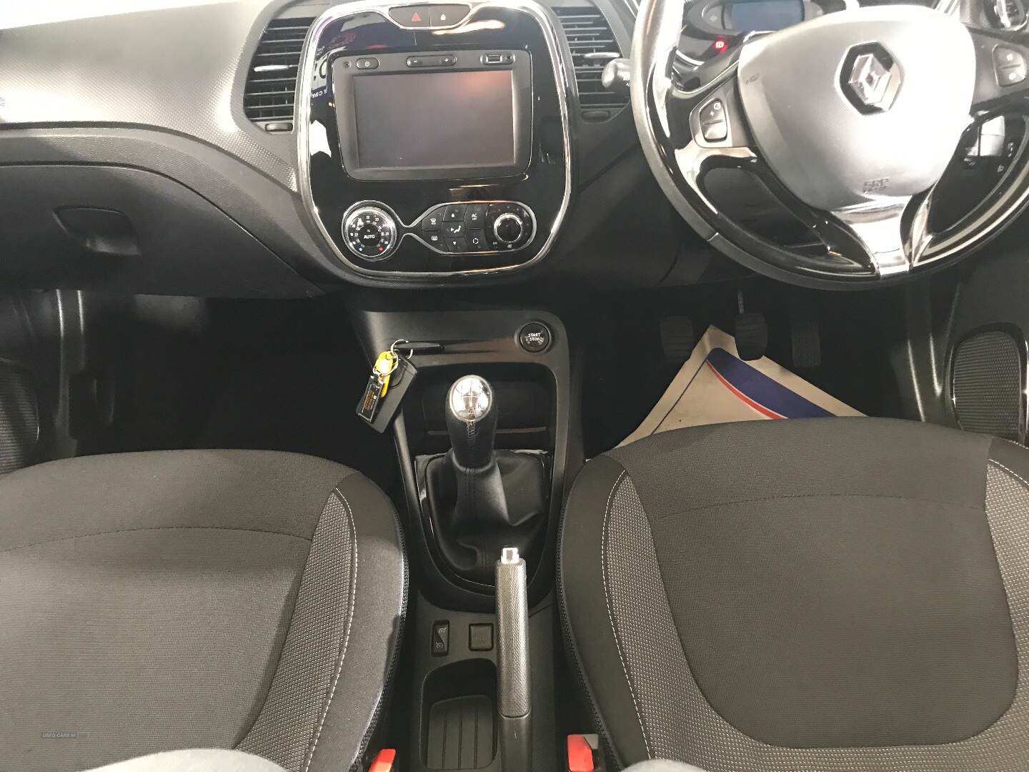 Renault Captur DIESEL HATCHBACK in Antrim