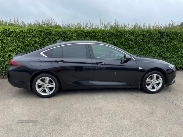 Vauxhall Insignia DIESEL GRAND SPORT in Tyrone