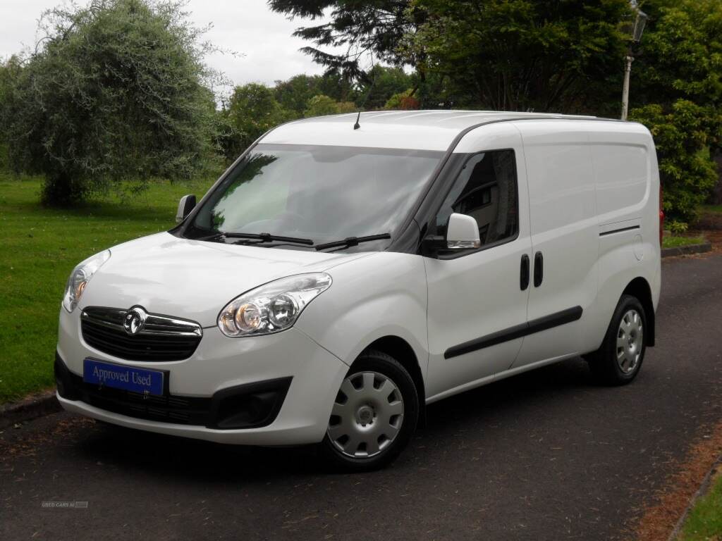 Vauxhall Combo L2 DIESEL in Derry / Londonderry