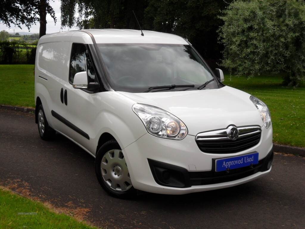 Vauxhall Combo L2 DIESEL in Derry / Londonderry