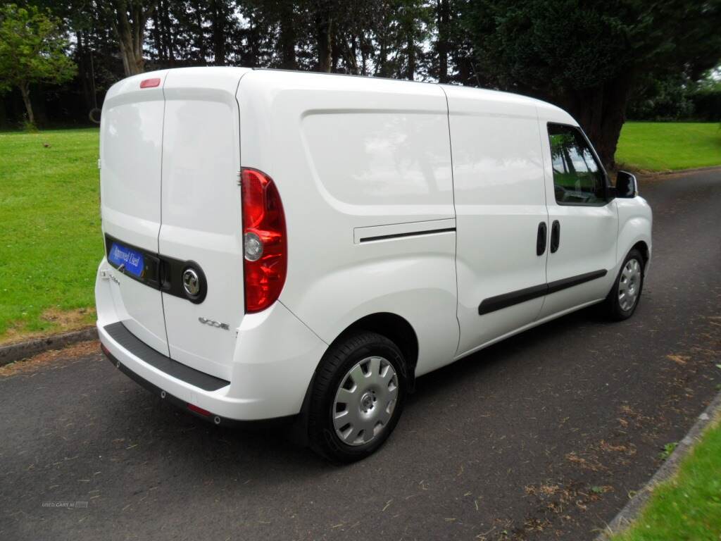 Vauxhall Combo L2 DIESEL in Derry / Londonderry