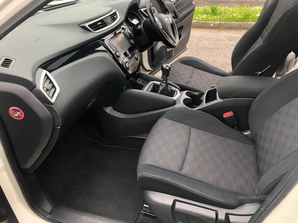 Nissan Qashqai 1.6 dCi Acenta Premium 5dr in Armagh