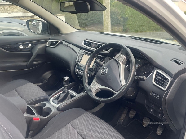 Nissan Qashqai 1.6 dCi Acenta Premium 5dr in Armagh