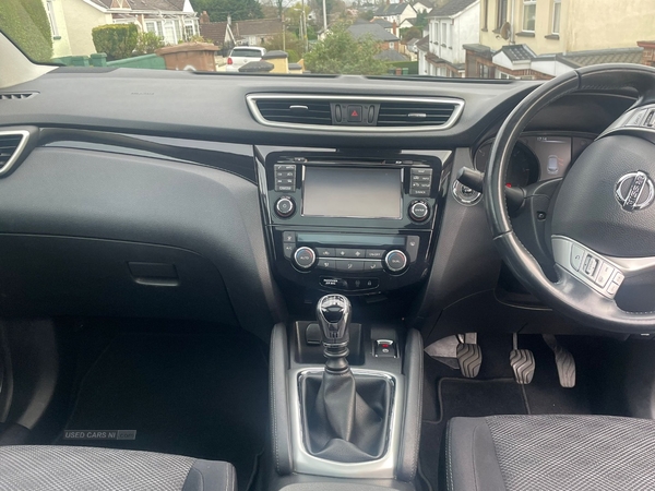 Nissan Qashqai 1.6 dCi Acenta Premium 5dr in Armagh