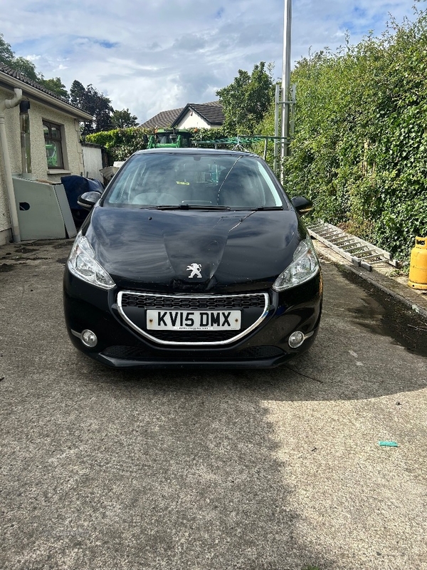 Peugeot 208 1.4 HDi Active 5dr in Antrim