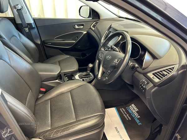 Hyundai Santa Fe 2.2 CRDi Blue Drive Premium SE Auto 4WD 7 SEATER in Antrim