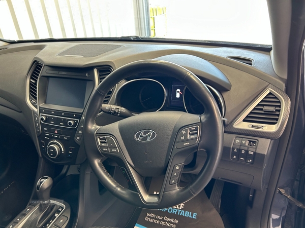 Hyundai Santa Fe 2.2 CRDi Blue Drive Premium SE Auto 4WD 7 SEATER in Antrim